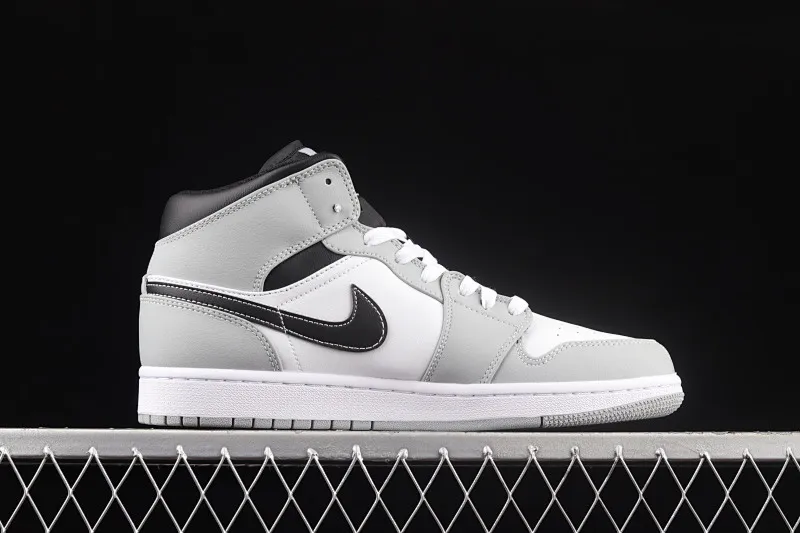 All categories Air Jordan Jordan series basketball shoes Air Jordan 1 Mid Air Jordan 1 Mid AJ1 Joe 1 ice blue gray China casual sneakers 554724-078